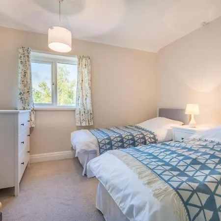 Σπίτι διακοπών 3 Bed In Sz045 *